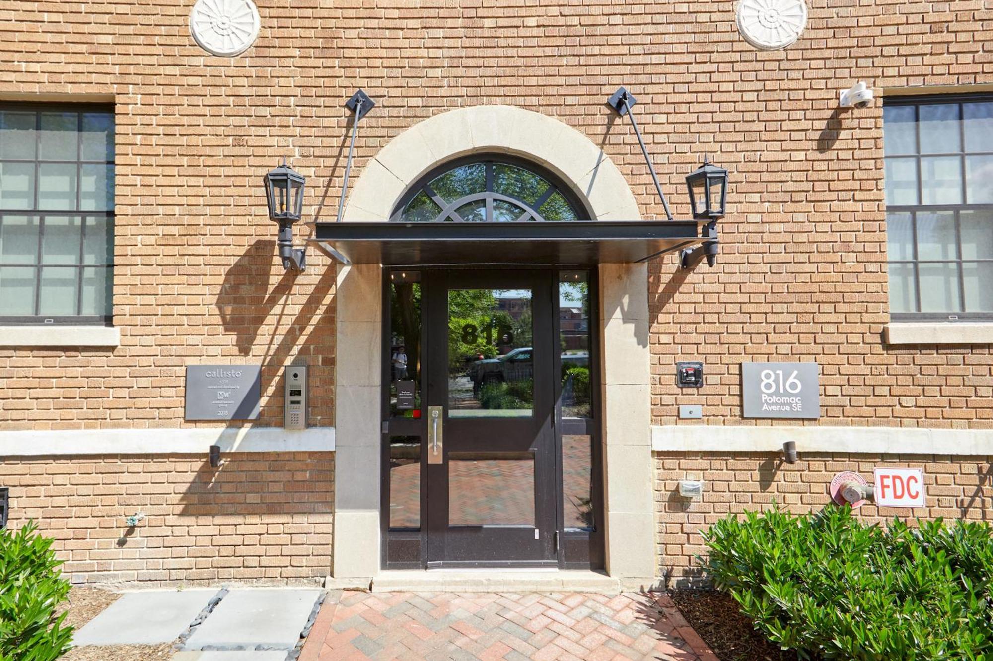 Reside Navy Yard, A Wyndham Residence Washington Exterior photo